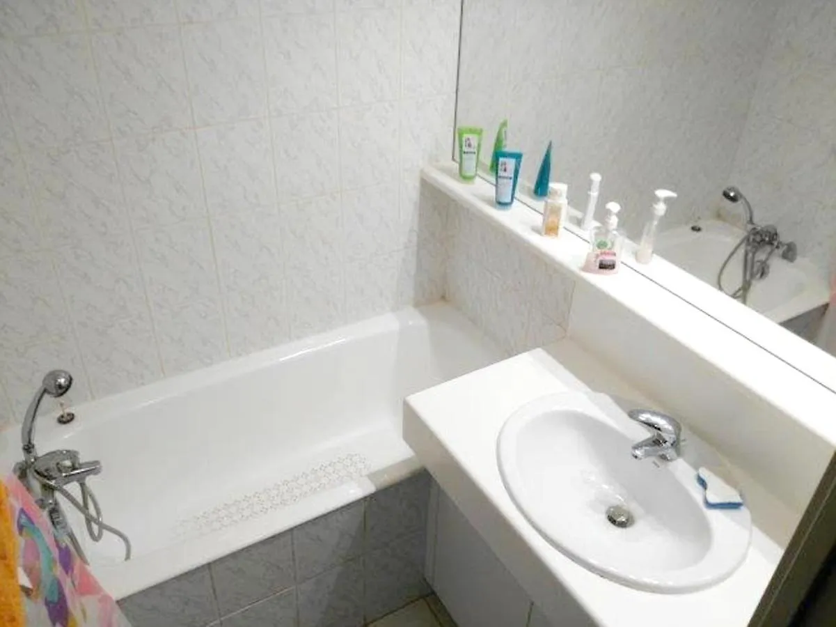 Апартаменты Appartement Charmant Avec Vue A Frejus 35 M² Piscine Partagee